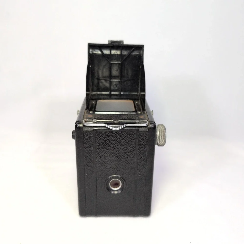 Vintage Spartus Full-Vue Box Camera 120 Film Top View Chicago Made In The USA